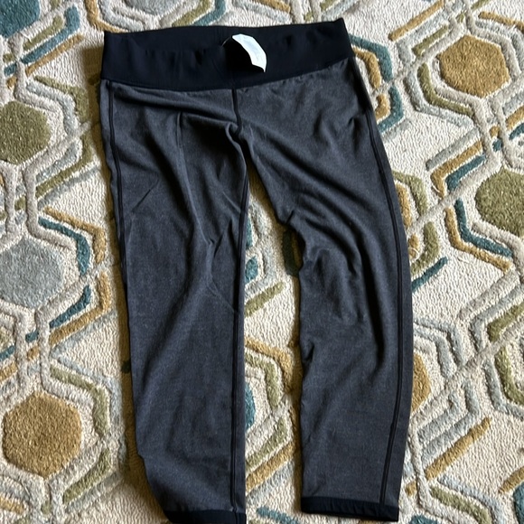 Yosemite James Perse Grey/Black Performance Leggings - Picture 2 of 4